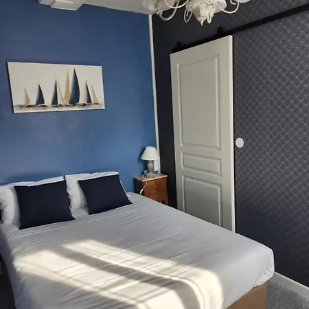 Saint Etienne Отель Кан