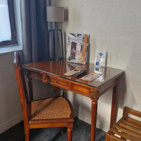 Hotel Saint Etienne *