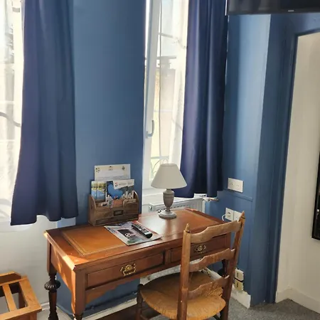 Saint Etienne Hotel *