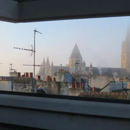 Saint Etienne Отель Кан