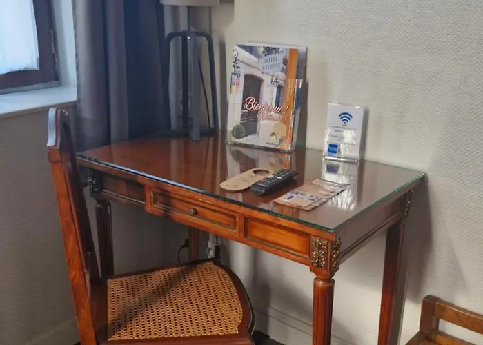 Hotel Saint Etienne *