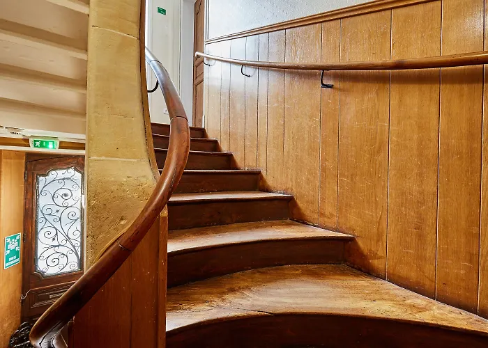 Saint Etienne * كان